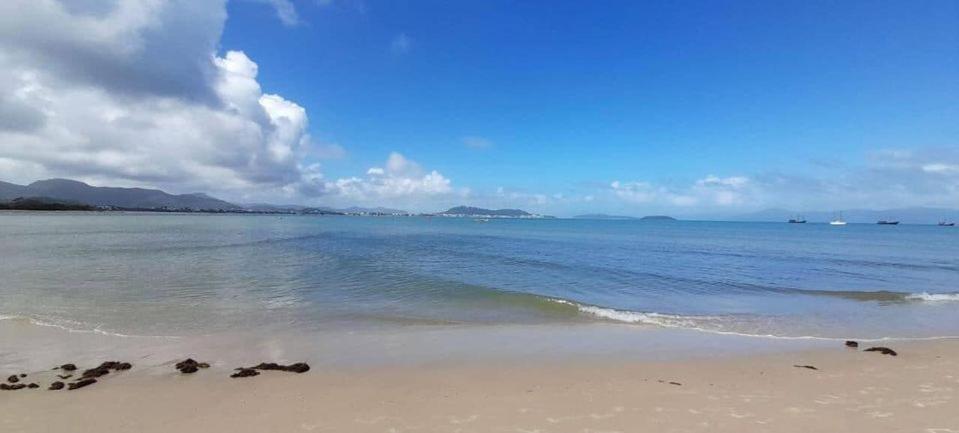 Casa Com 2 Quartos, Para 6 Pessoas Em Ponta Das Canas Florianopolis Exterior photo